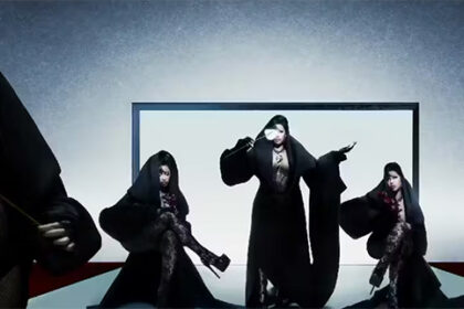 Imagini simbolice ale lunii 11 25